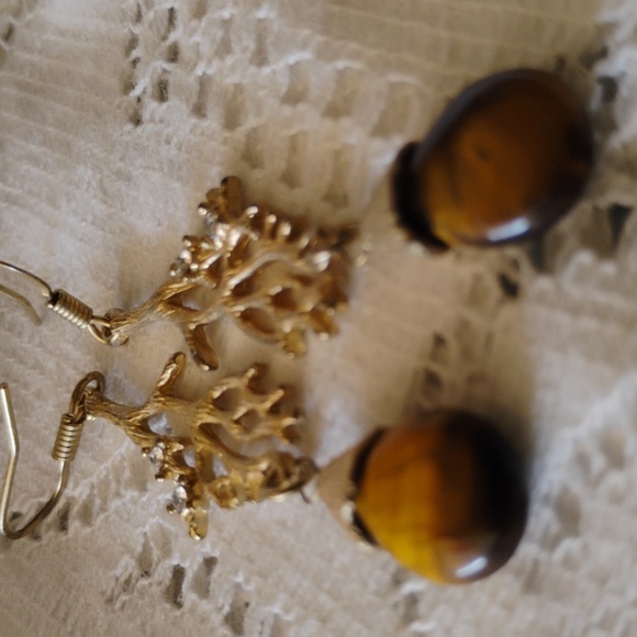 Tiger Eye Teardrop Style with branch and rhinestones - Picture 4 of 6